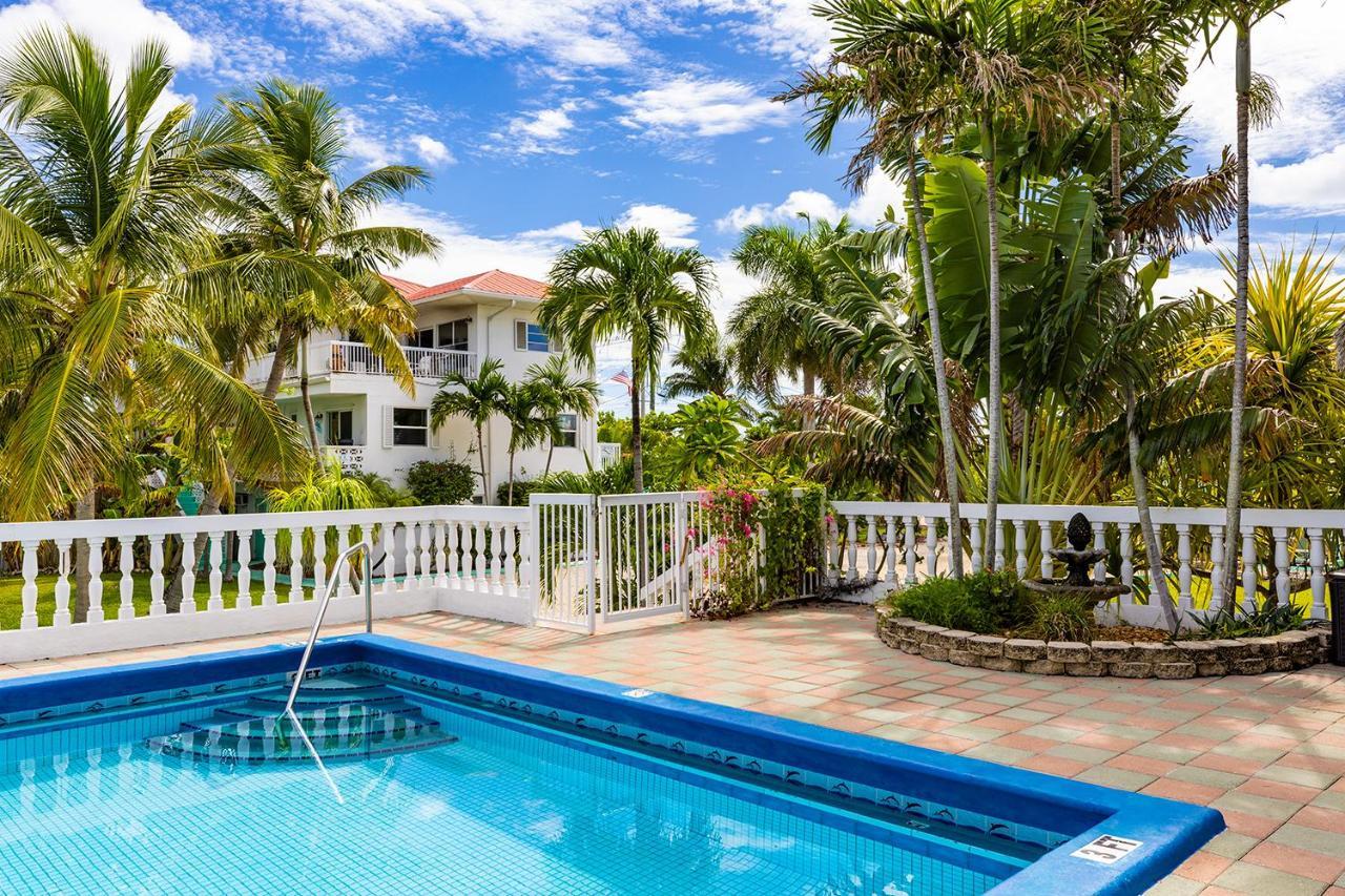 Gulf View Waterfront Resort Marathon Bagian luar foto